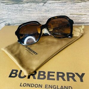 Burberry Joni Tortoise Shell Brand New with Tags Authentic  Sunglasses
